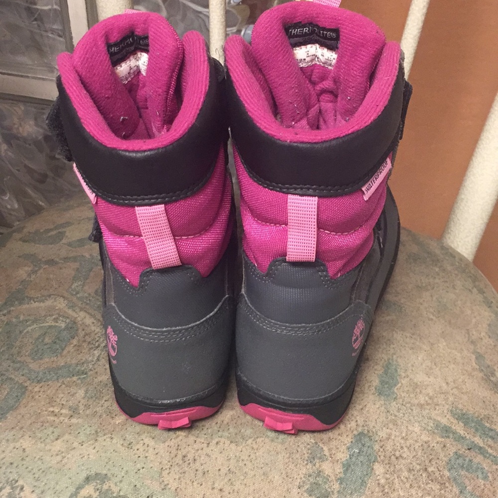 Boots - Picture 3 of 6